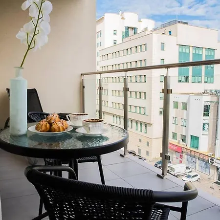 Easy Rent - Cute 37 Apartment *